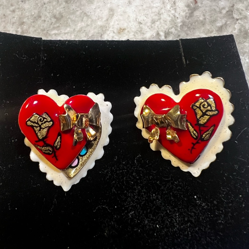 Lunch at The Ritz Vintage Heart Clip On Earrings Red Gold‎ Rose Chocolate Box